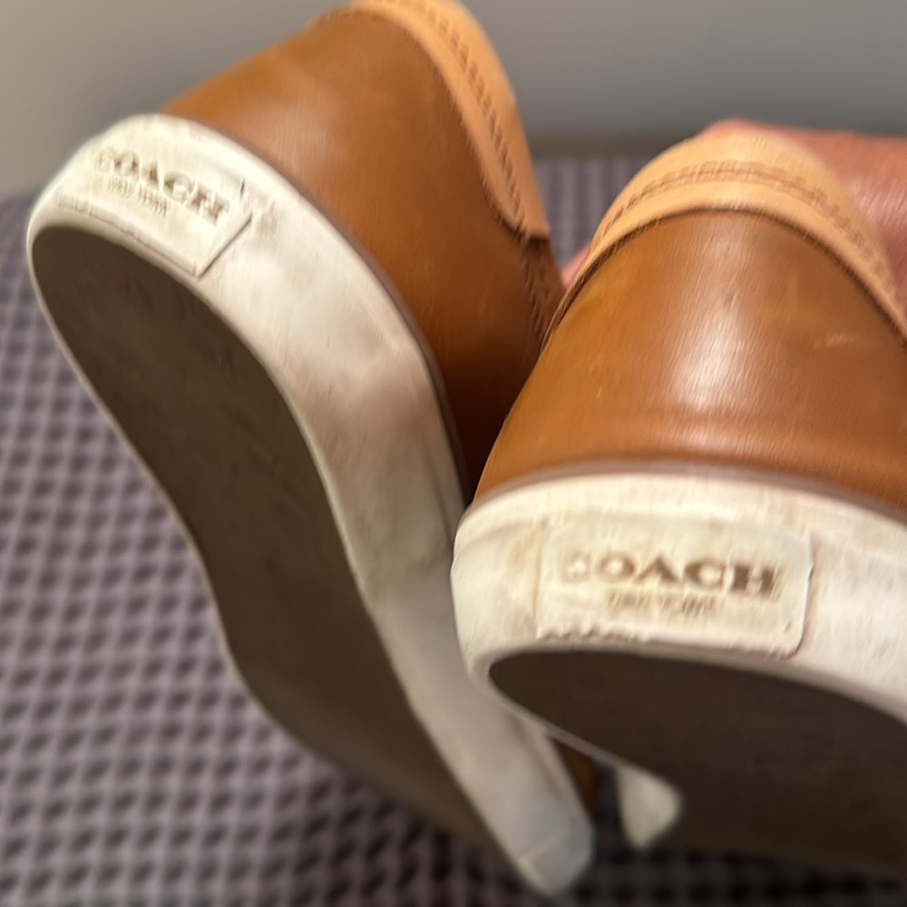 Coach Men's Tan Leather Sneakers - Picture 12 of 16